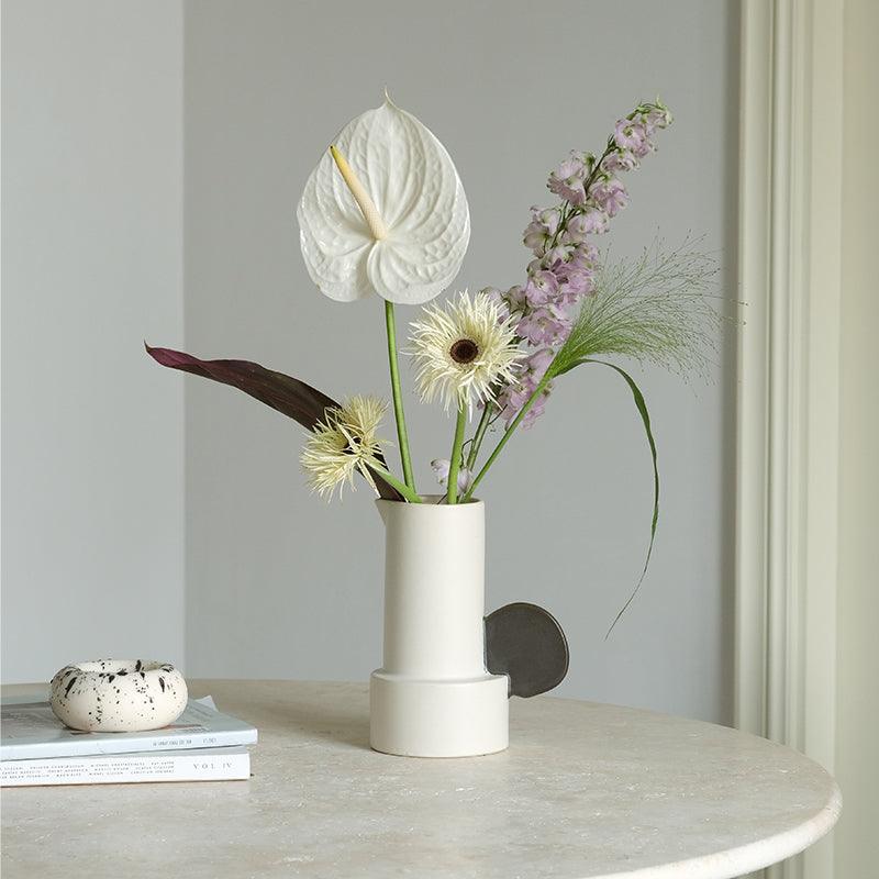 Fashion Simple Home Medium Ceramic Vase - MRSLM