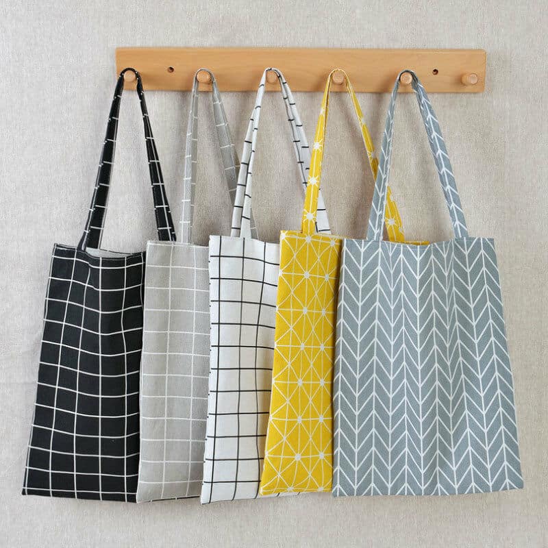 geometric print linen tote bag, view 6 - MRSLM