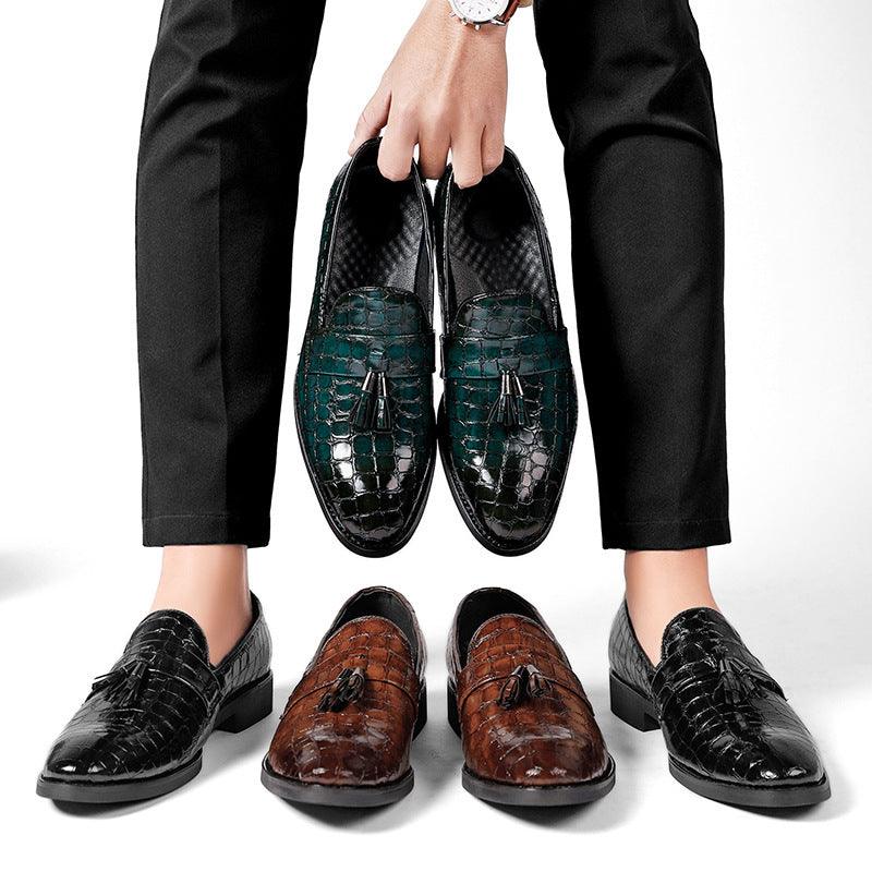 Men's Vintage Pointed Toe Pendant Snake Pattern Leather Shoes - MRSLM