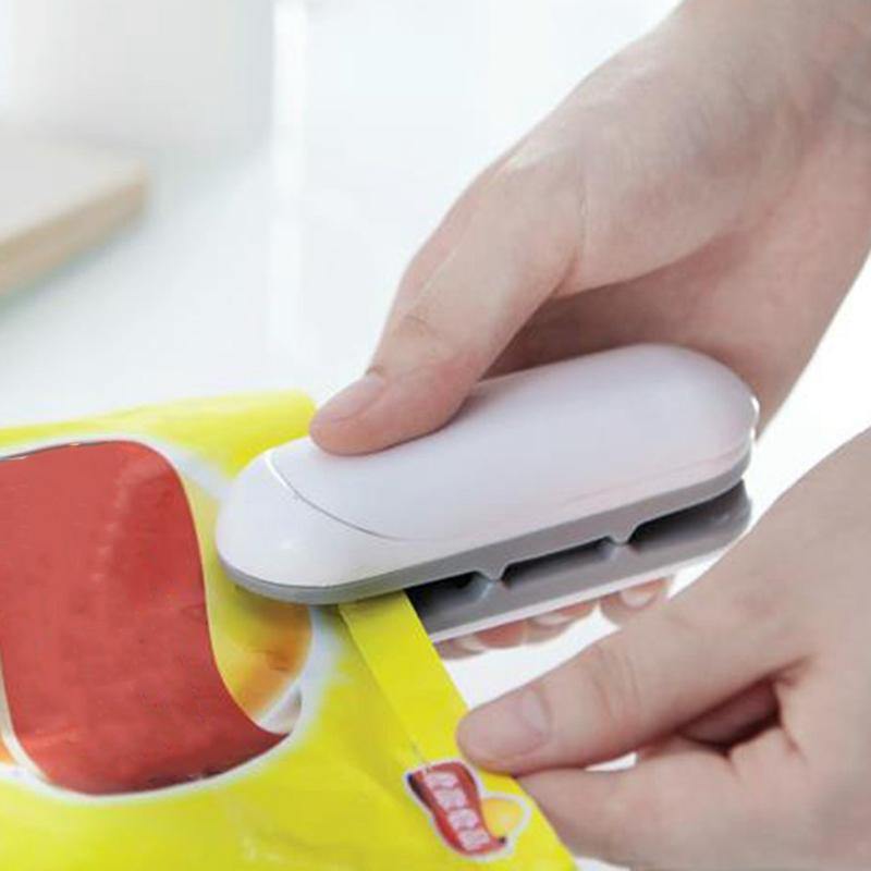 Mini Snacks Vacuum Sealer Plastic Bag Hand Pressure Heat Vacuum Food Preservation Sealing Machine - MRSLM