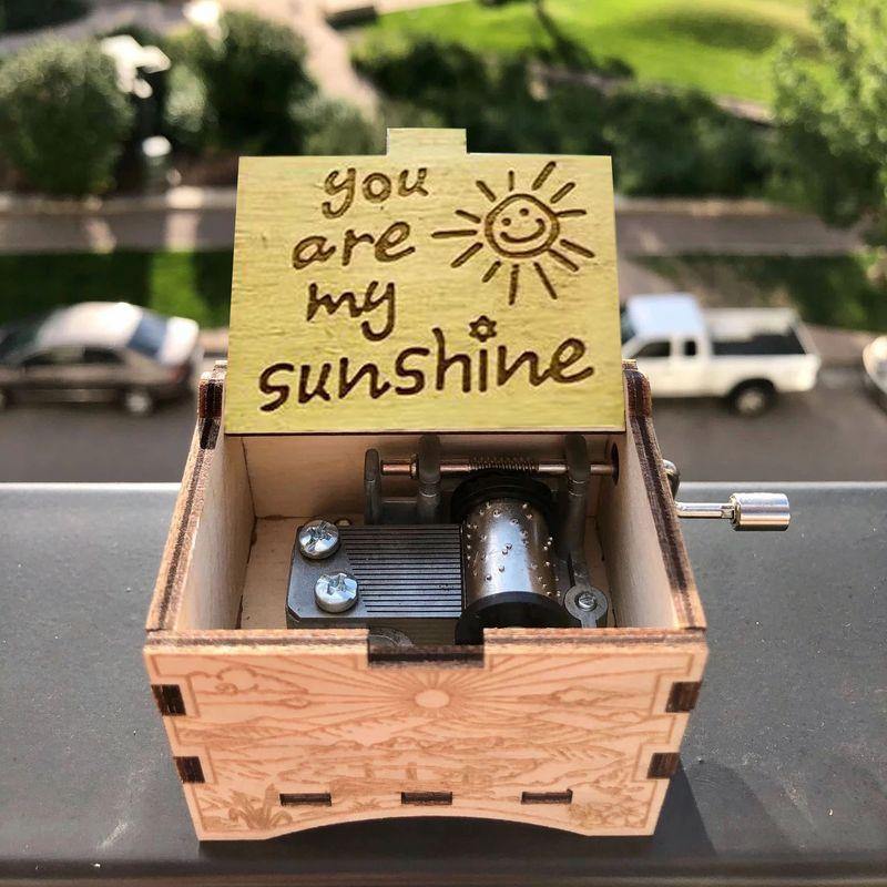 ♫ YOU ARE MY SUNSHINE ♫ Hand Cranked Operated Wood Music Wooden Box Kids Gift - MRSLM